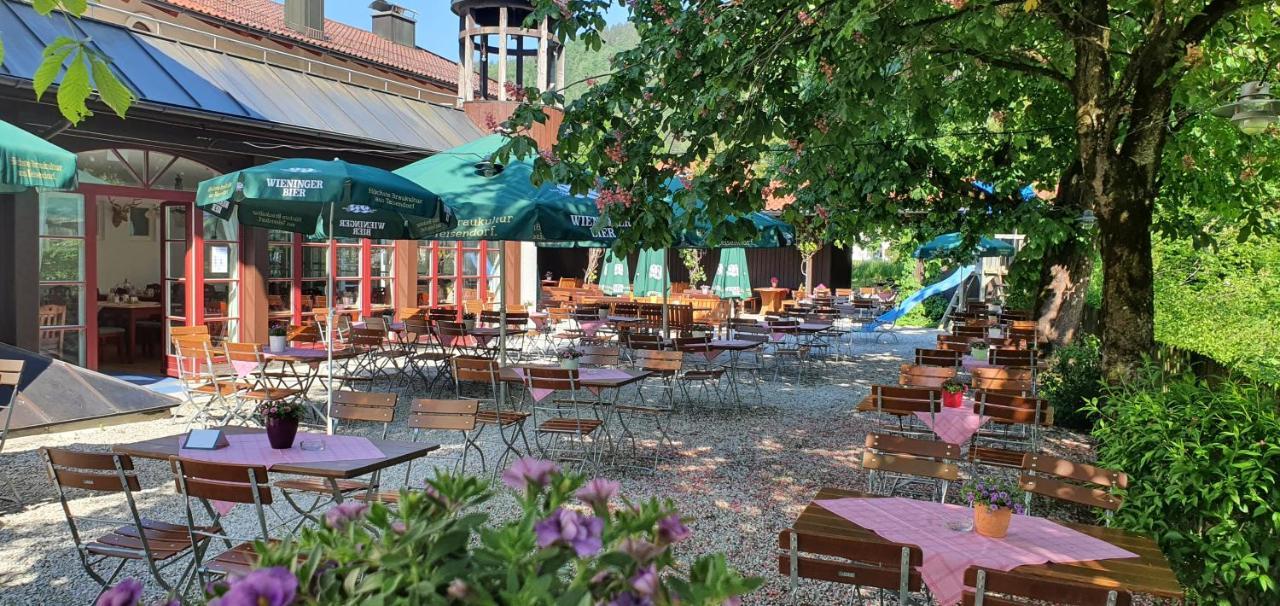 Wirtshaus Zum Baumbach Hotel Aschau im Chiemgau Buitenkant foto